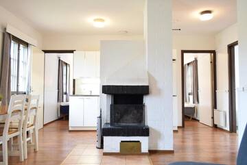Фото номера Коттедж с 2 спальнями (для 4 взрослых) Курортные отели Visulahti Cottages г. Миккели 8